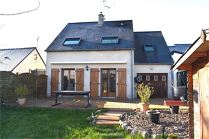 maison à la vente -   72300  SABLE SUR SARTHE, surface 100 m2 vente maison - UBI467437001